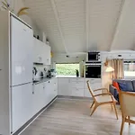 Auli - 200m From The Sea By Interhome Feriehus